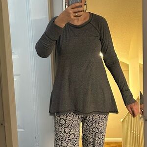 Marc New York grey tunic top with cut outs and open lower back, Size M